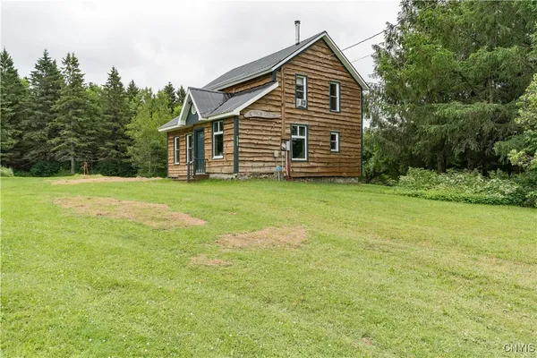 $375,000 | 5636 Salmon River Road, Montague, NY 13367
