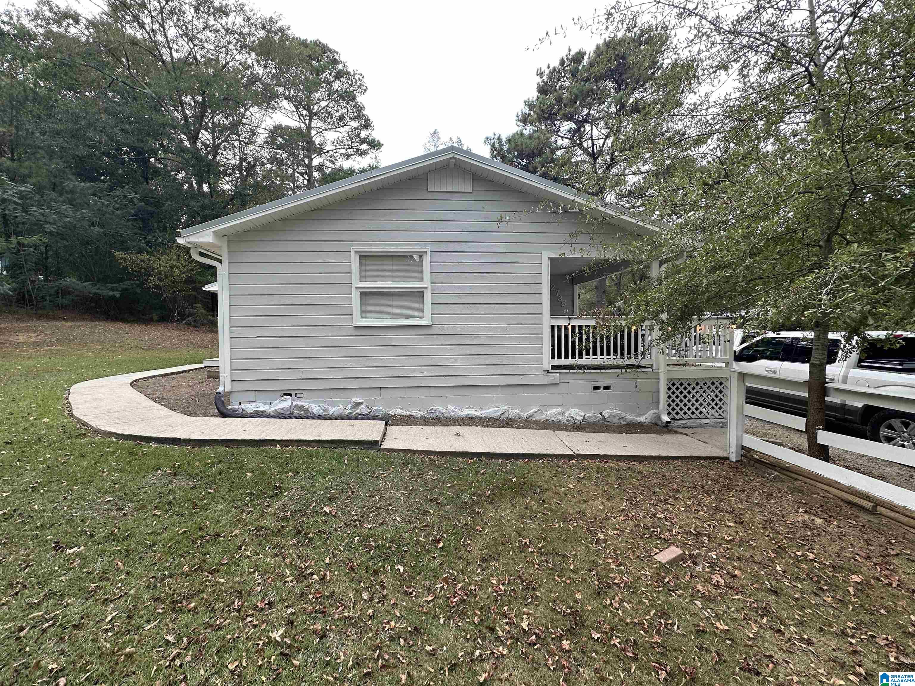 2735 Nail Road Warrior, AL 35180 - Photo 2 of 20