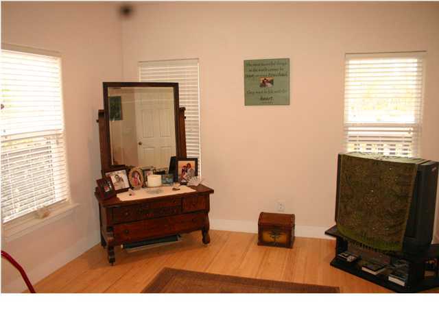 461 Bay Grove Road Freeport, FL 32439 - Photo 6 of 18 a living room with furniture and a flat screen tv
