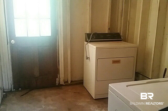 605 South Presley Street Atmore, AL 36502 - Photo 15 of 16