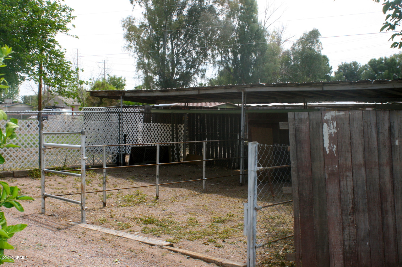 3509 East Redfield Road Gilbert, AZ 85234 - Photo 19 of 23 stalls