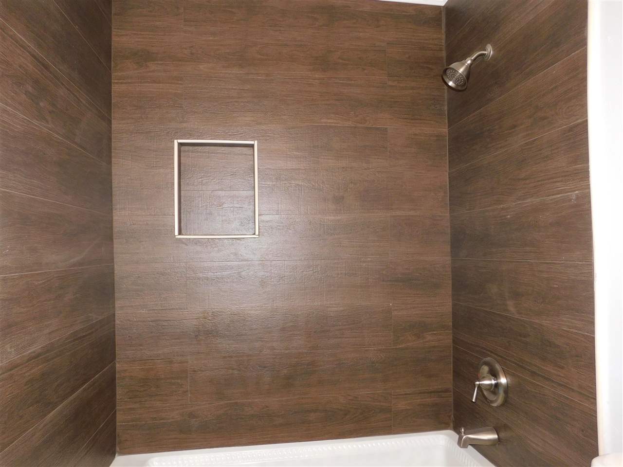 990 Blanchard Road Memphis, TN 38116 - Photo 15 of 25 Beautiful new shower wall.