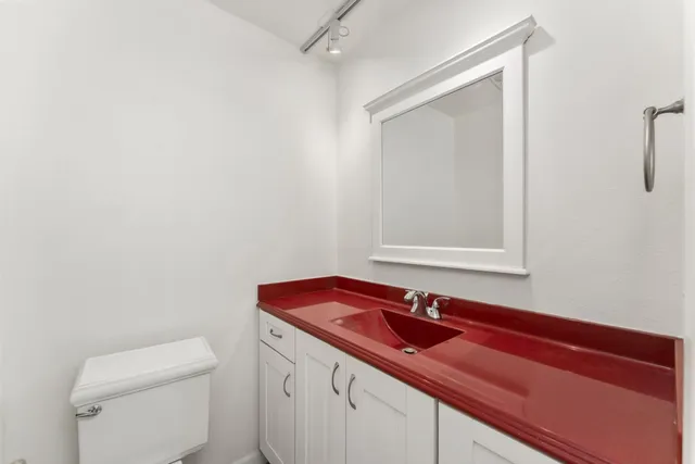 $349,999 | 709 Woodside Lane East, Unit 2, Sacramento, CA 95825