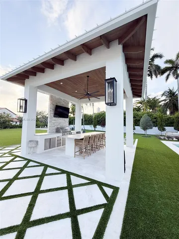 $5,995,000 | 14200 Old Cutler Road, Palmetto Bay, FL 33158