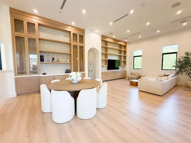 $5,995,000 | 14200 Old Cutler Road, Palmetto Bay, FL 33158