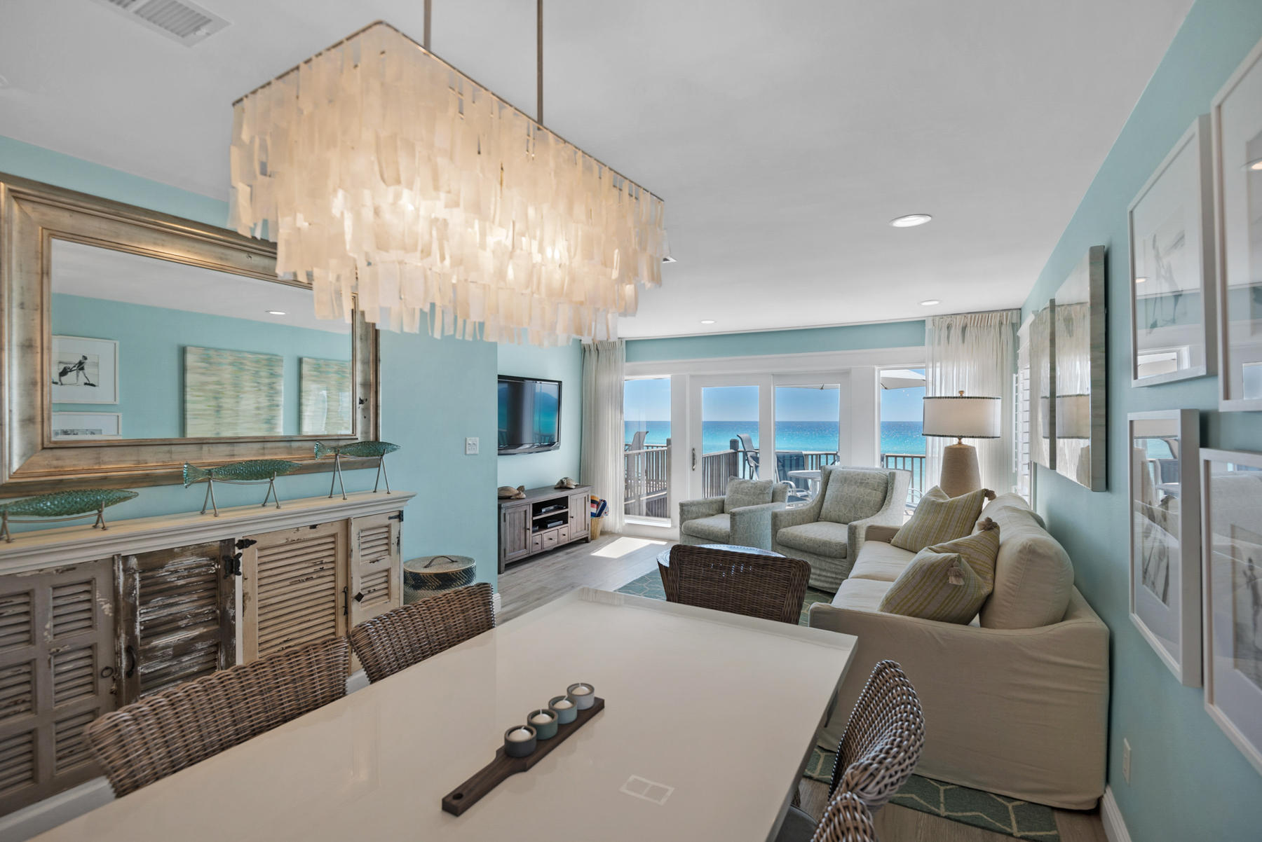 681 Eastern Lake Road, Unit 3 & 4 Santa Rosa Beach, FL 32459 - Photo 11 of 65 a living room with furniture