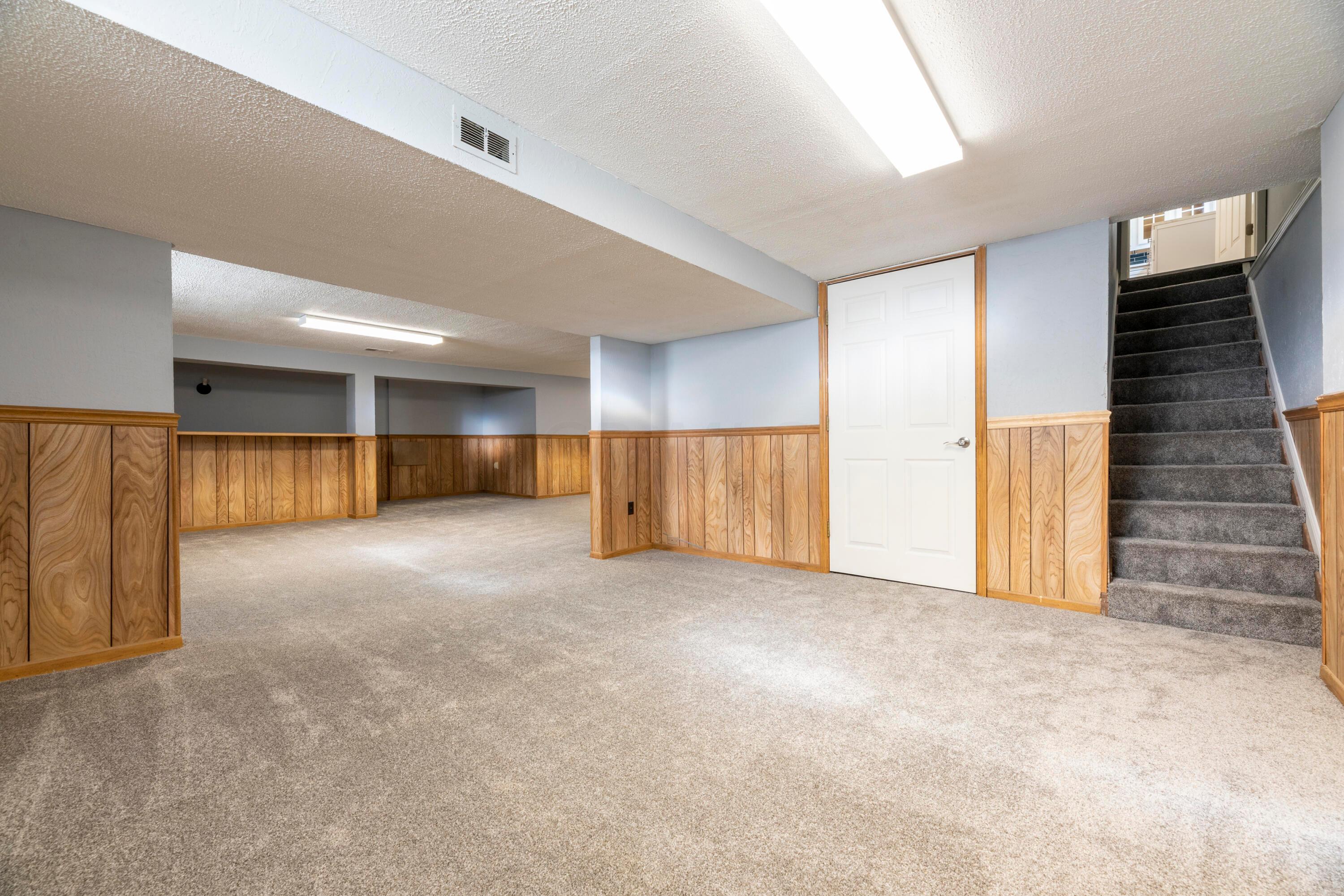 3852 Clime Road Columbus, OH 43228 - Photo 32 of 42 Gallery Image 32