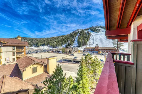 $660,000 | 1880 Village South Road, Unit 442, Olympic Valley, CA 96146