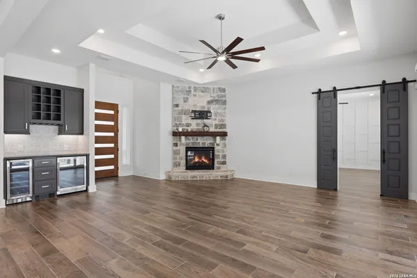 $925,000 | 259 Shepherds Crook, Helotes, TX 78023