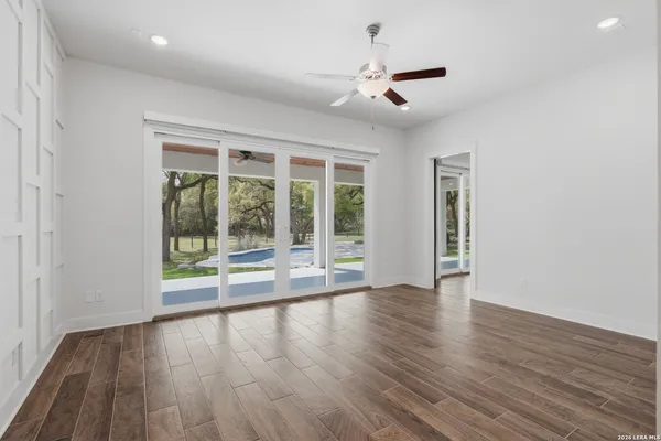 $925,000 | 259 Shepherds Crook, Helotes, TX 78023