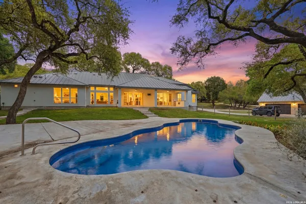 $925,000 | 259 Shepherds Crook, Helotes, TX 78023