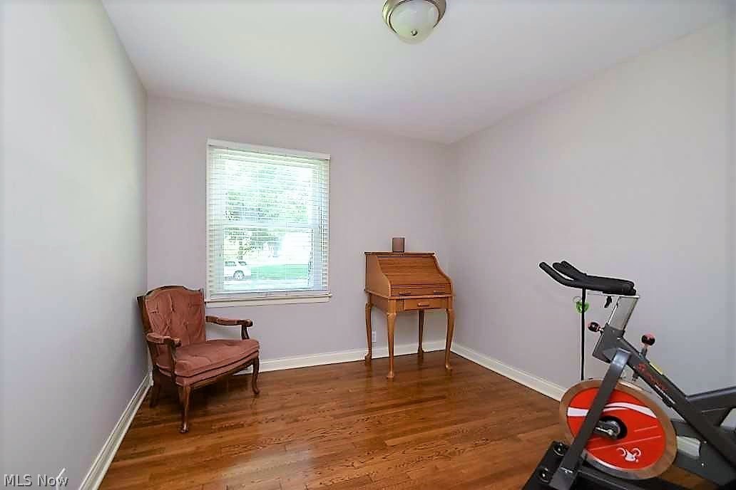 1369 Sunview Road Lyndhurst, OH 44124 - Photo 14 of 32