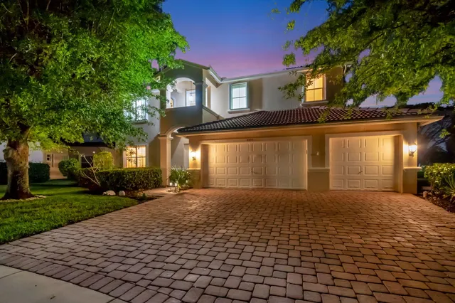 $849,900 | 6453 Kirsten Way, Lake Worth, FL 33467