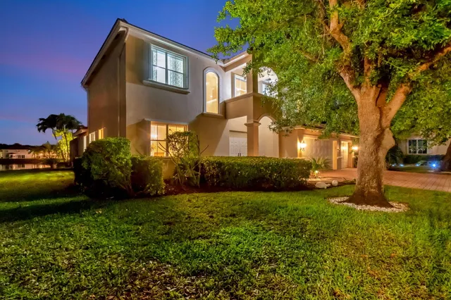 $849,900 | 6453 Kirsten Way, Lake Worth, FL 33467