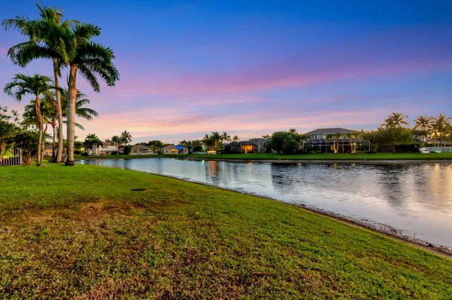 $849,900 | 6453 Kirsten Way, Lake Worth, FL 33467