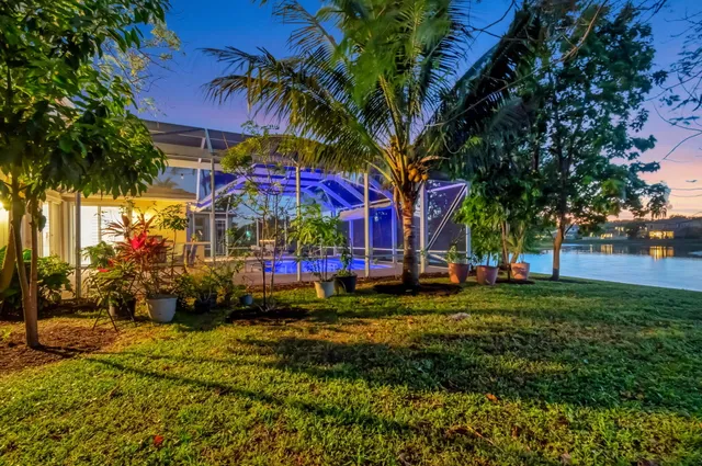 $849,900 | 6453 Kirsten Way, Lake Worth, FL 33467