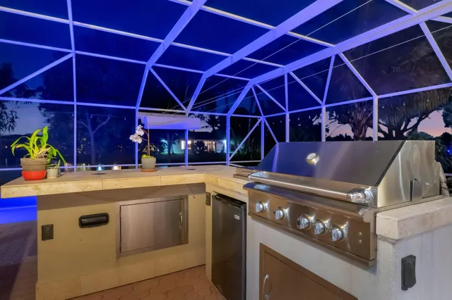 $849,900 | 6453 Kirsten Way, Lake Worth, FL 33467