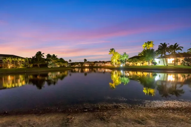 $849,900 | 6453 Kirsten Way, Lake Worth, FL 33467