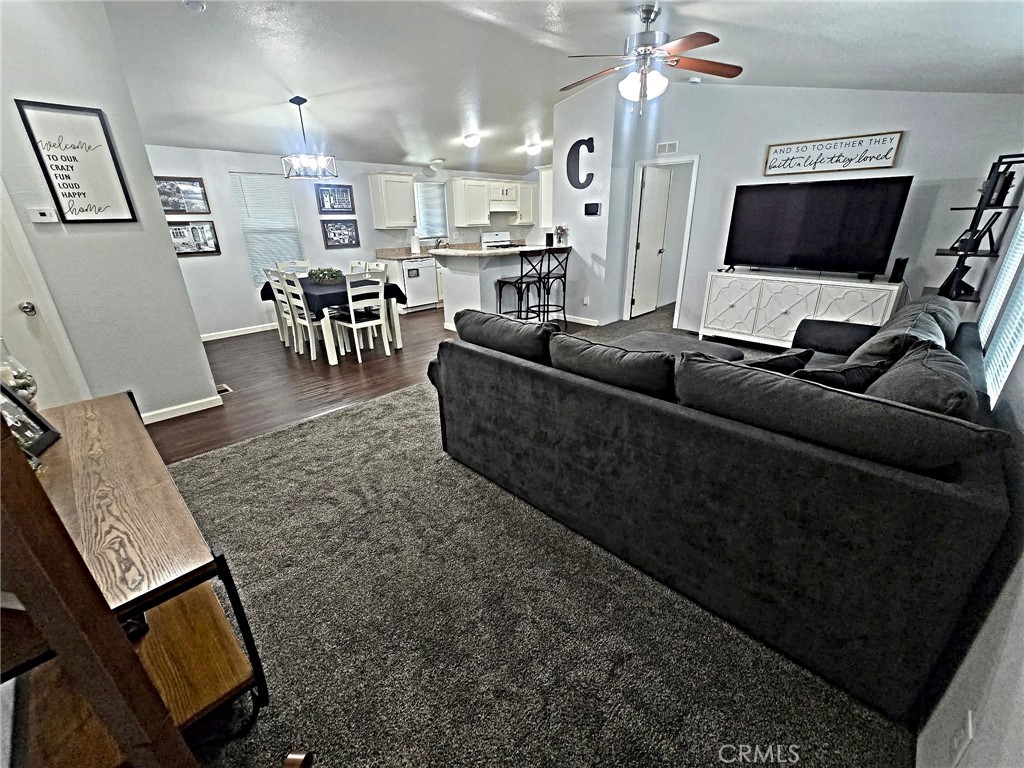 20843 Waalew Road, Unit C31 Apple Valley, CA 92307 - Photo 2 of 15