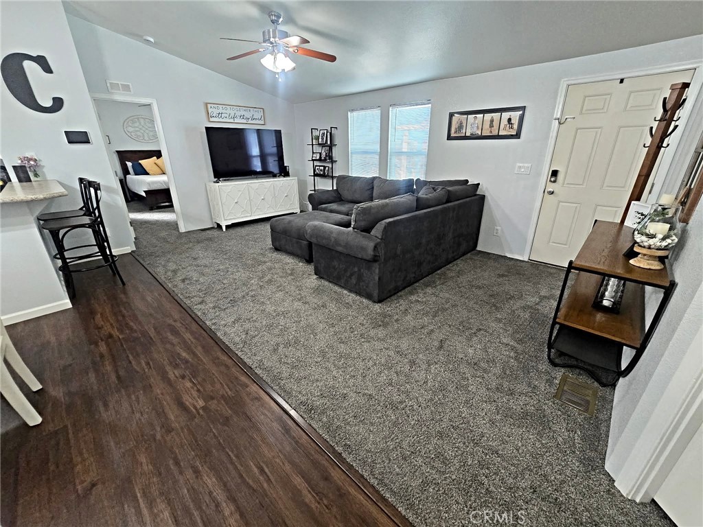 20843 Waalew Road, Unit C31 Apple Valley, CA 92307 - Photo 6 of 15