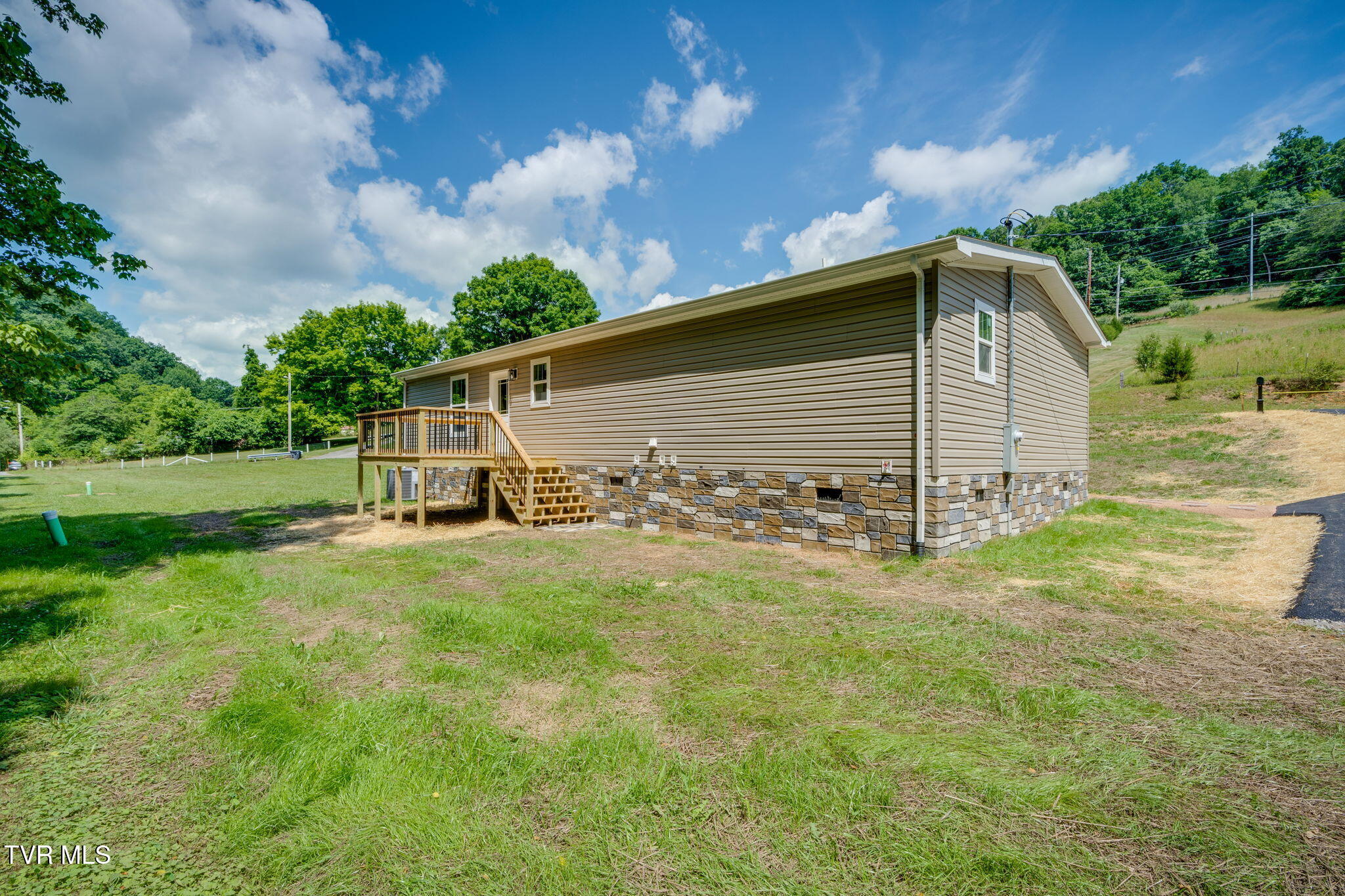 876 Bell Ridge Road Kingsport, TN 37660 - Photo 30 of 30 030