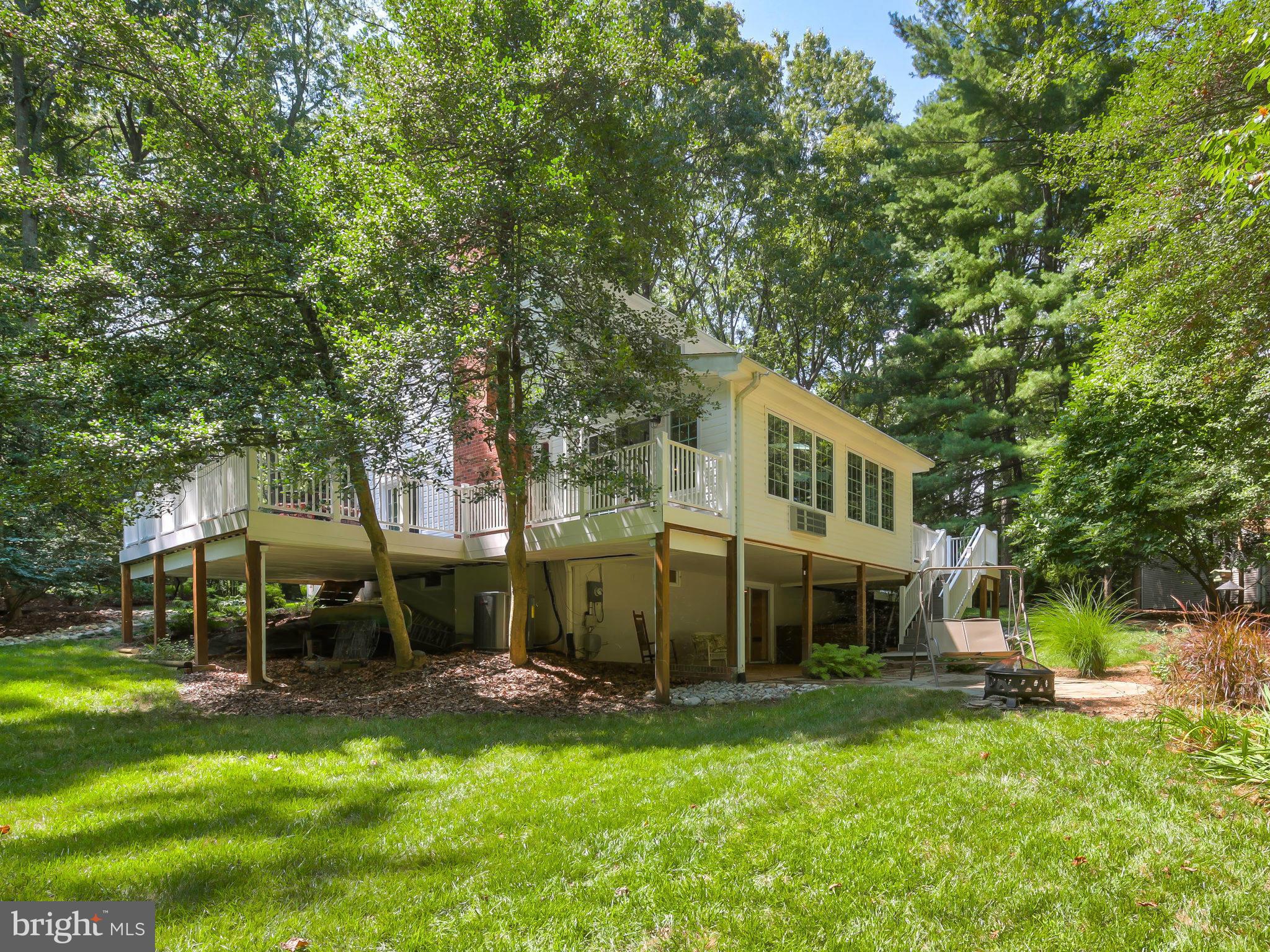 11712 Blue Smoke Trail Reston, VA 20191 - Photo 29 of 30 Exterior (Rear)
