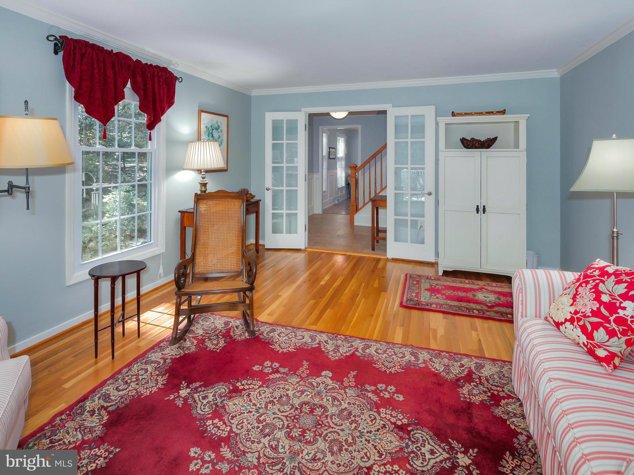 11712 Blue Smoke Trail Reston, VA 20191 - Photo 5 of 30 Living Room
