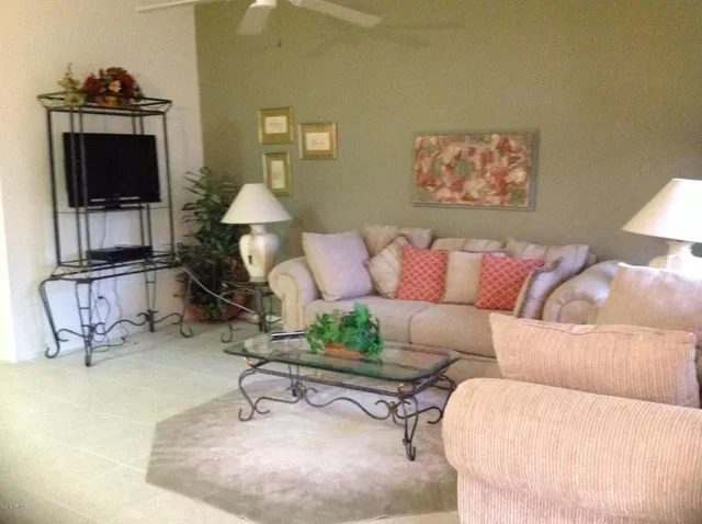 $1,975 | 1464 East Runaway Bay Drive, Chandler, AZ 85249