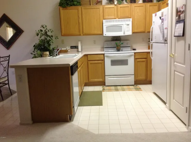 $1,975 | 1464 East Runaway Bay Drive, Chandler, AZ 85249