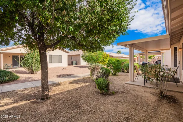 $1,975 | 1464 East Runaway Bay Drive, Chandler, AZ 85249