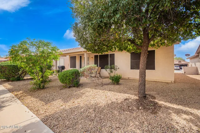 $1,975 | 1464 East Runaway Bay Drive, Chandler, AZ 85249