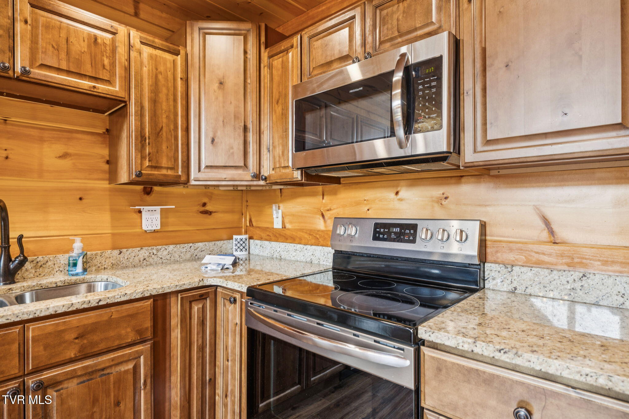 3871 Holders Grove Road Cosby, TN 37722 - Photo 21 of 40 26-3871 Holders Grove Rd - 026 - Copy -