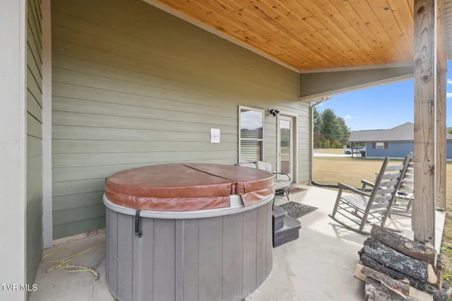 $435,000 | 3871 Holders Grove Road, Cosby, TN 37722