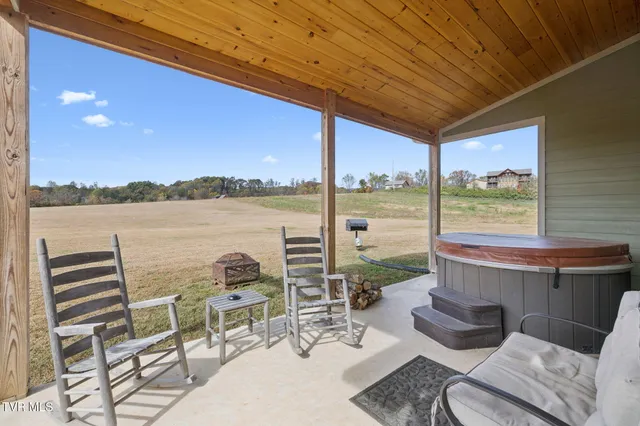 $435,000 | 3871 Holders Grove Road, Cosby, TN 37722