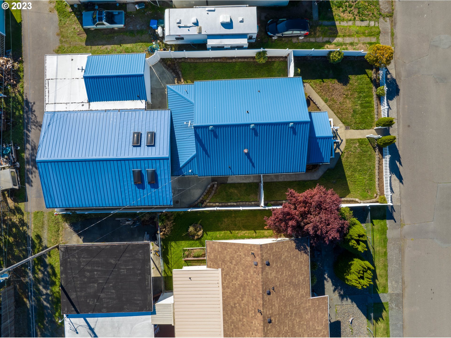 1042 Hawthorne Avenue Reedsport, OR 97467 - Photo 37 of 42 Drone View/UAV