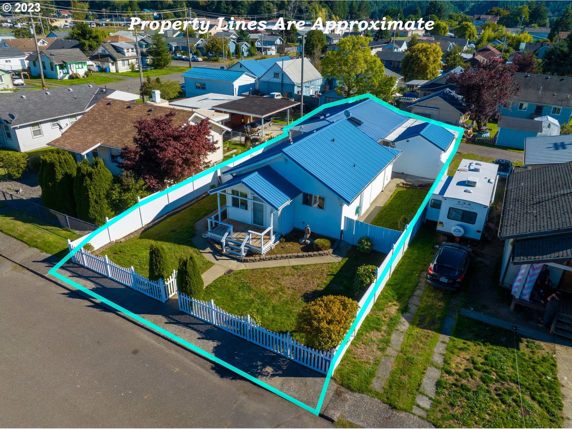 1042 Hawthorne Avenue Reedsport, OR 97467 - Photo 40 of 42 Drone View/UAV