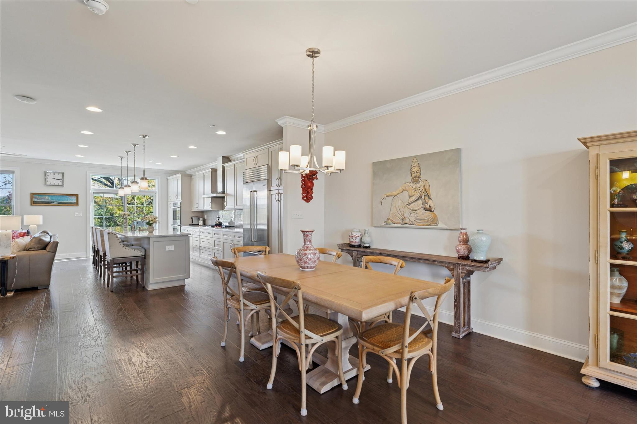 50 Parkview Cir. Wayne, PA 19087 - Photo 12 of 43 Dining room