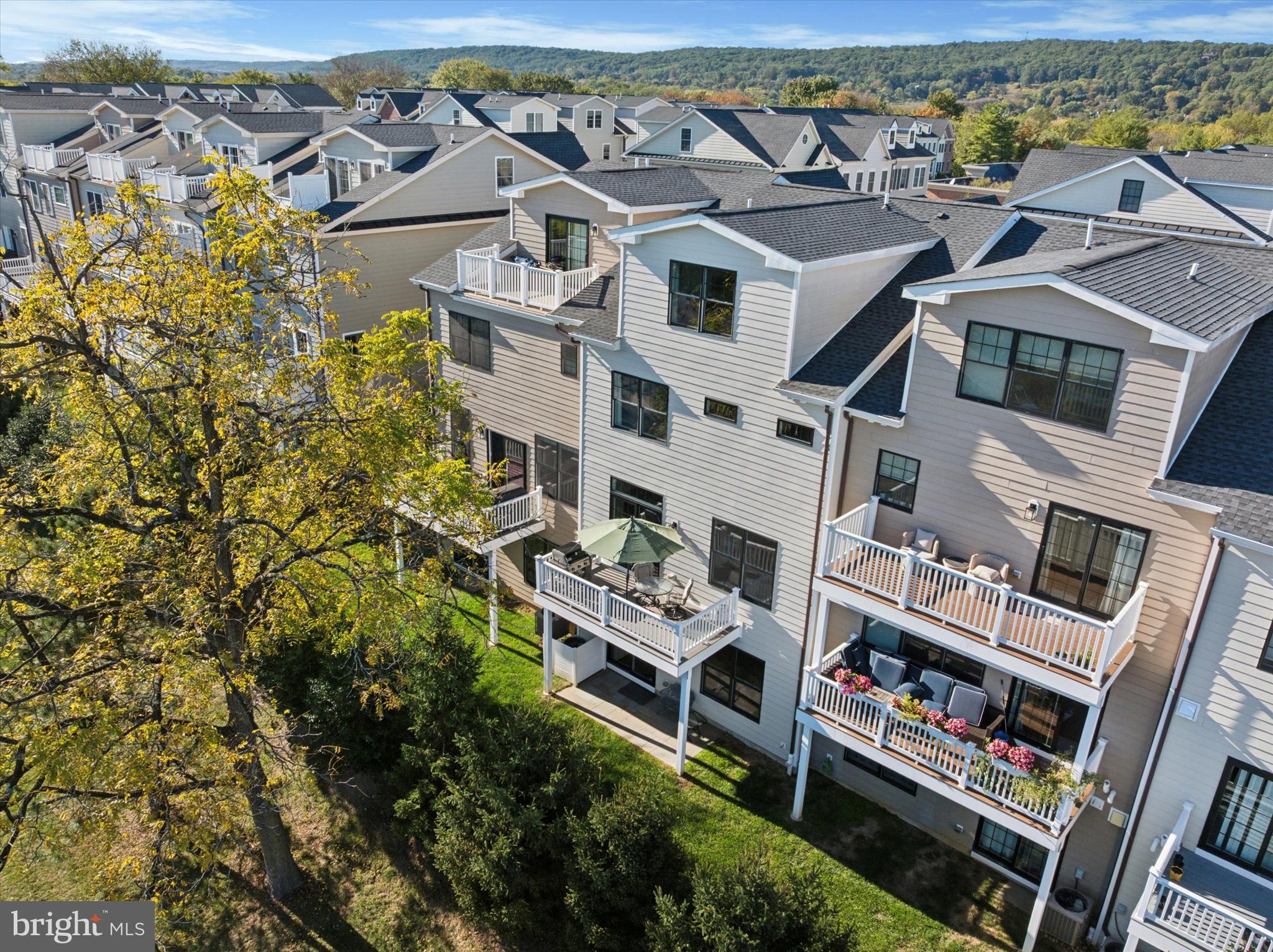 50 Parkview Cir. Wayne, PA 19087 - Photo 37 of 43 Aerial view