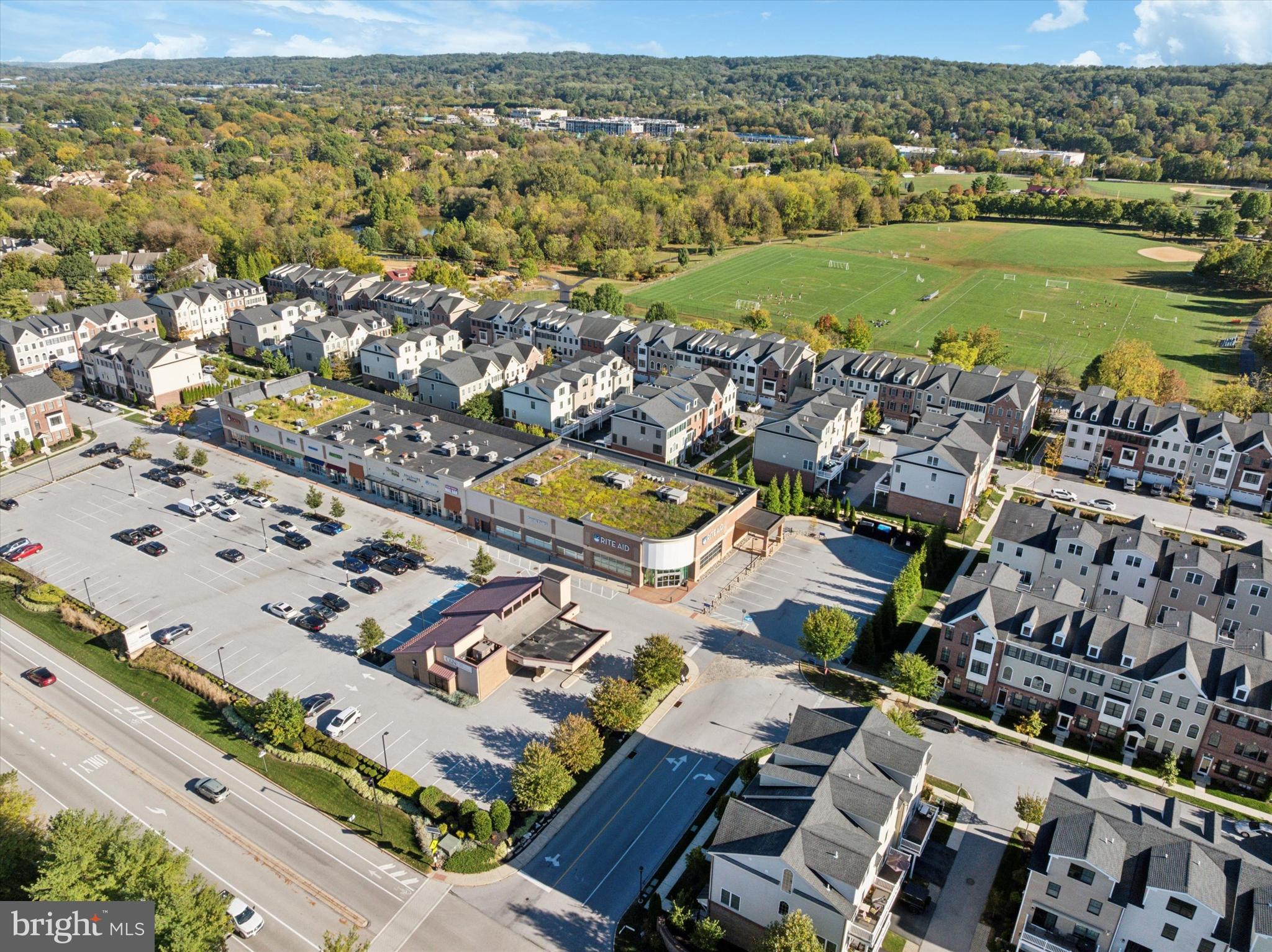 50 Parkview Cir. Wayne, PA 19087 - Photo 38 of 43 Parkview community - walkable