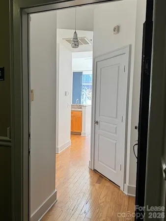 $2,000 | 115 East Park Avenue, Unit 423, Charlotte, NC 28203