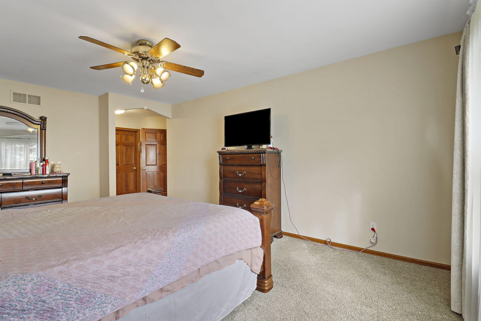 7041 Townline Road Norway, WI 53185 - Photo 18 of 35 18-web-or-mls-7041 Town Line Rd, Waterfo