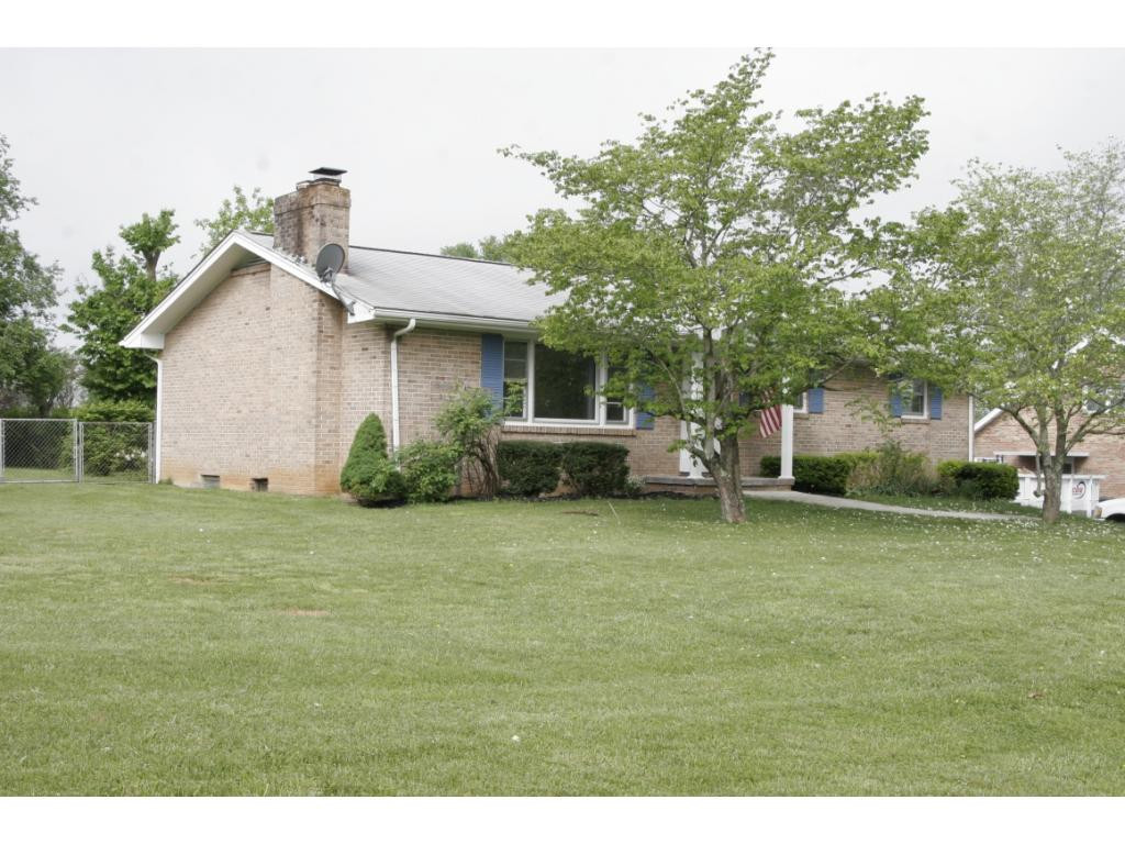 217 Beaver Road Bluff City, TN 37618 - Photo 2 of 6 Photo 2