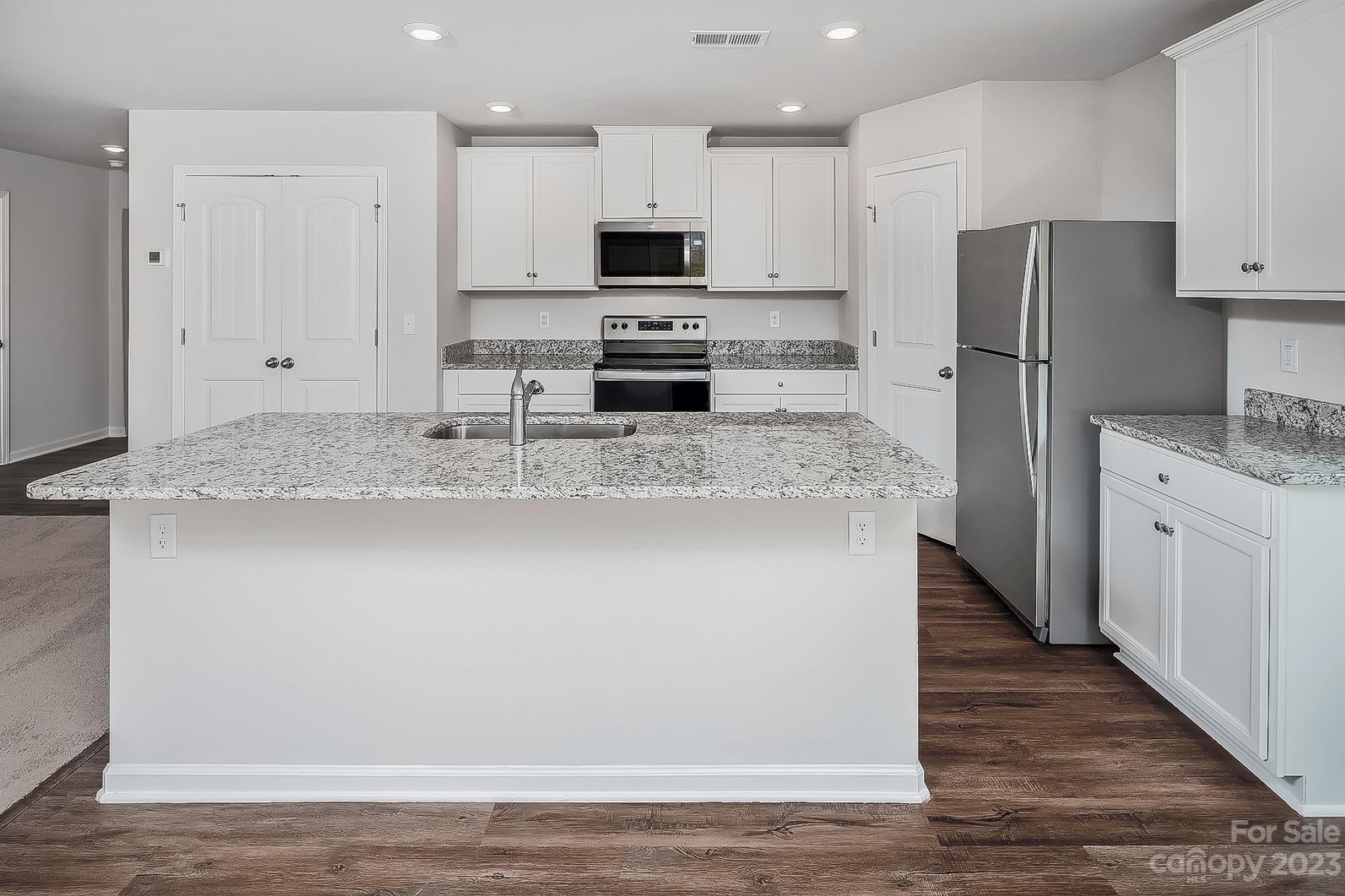 3137 Maple Rdg Drive Gastonia, NC 28052 - Photo 4 of 12 Gallery Image 4