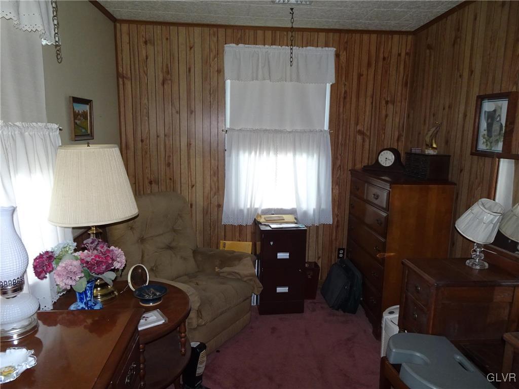 432 Locust Road Hellertown, PA 18055 - Photo 15 of 25 Gallery Image 15