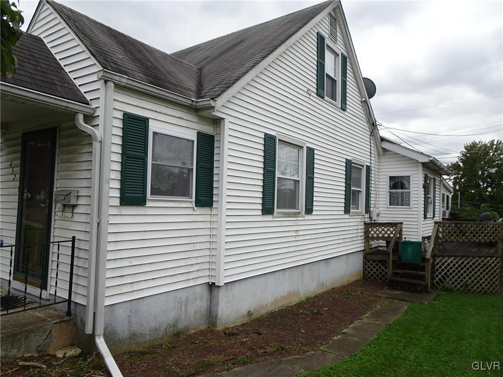 432 Locust Road Hellertown, PA 18055 - Photo 6 of 25 Gallery Image 6