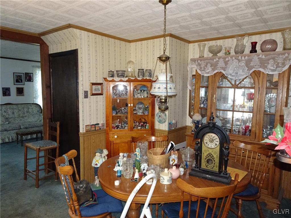 432 Locust Road Hellertown, PA 18055 - Photo 10 of 25 Gallery Image 10
