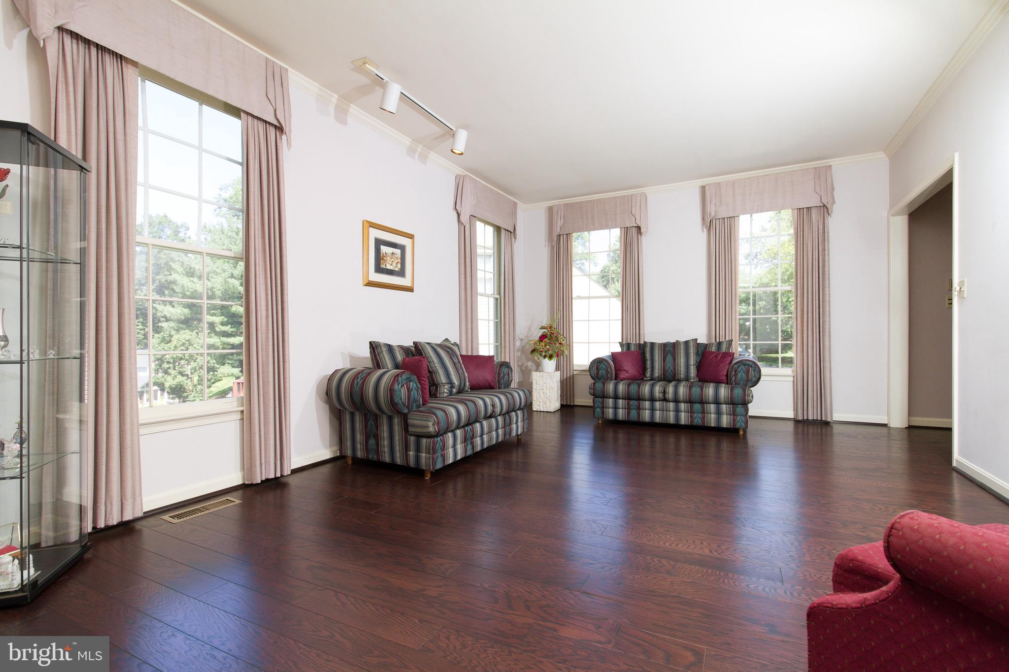13118 Riviera Terrace Silver Spring, MD 20904 - Photo 6 of 36 Gallery Image 6