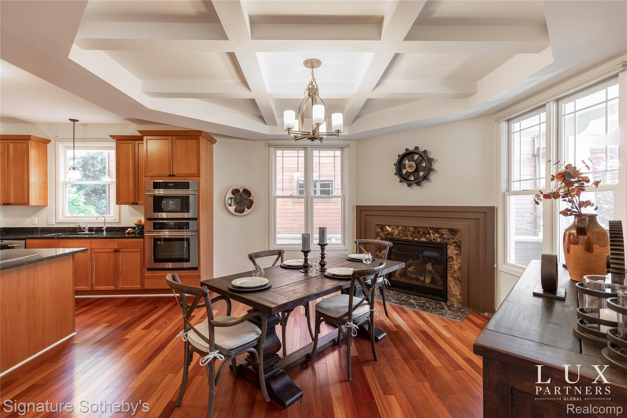 842 Cumberland Ridge Court Rochester, MI 48307 - Photo 9 of 24 1 (9 of 31).jpg
