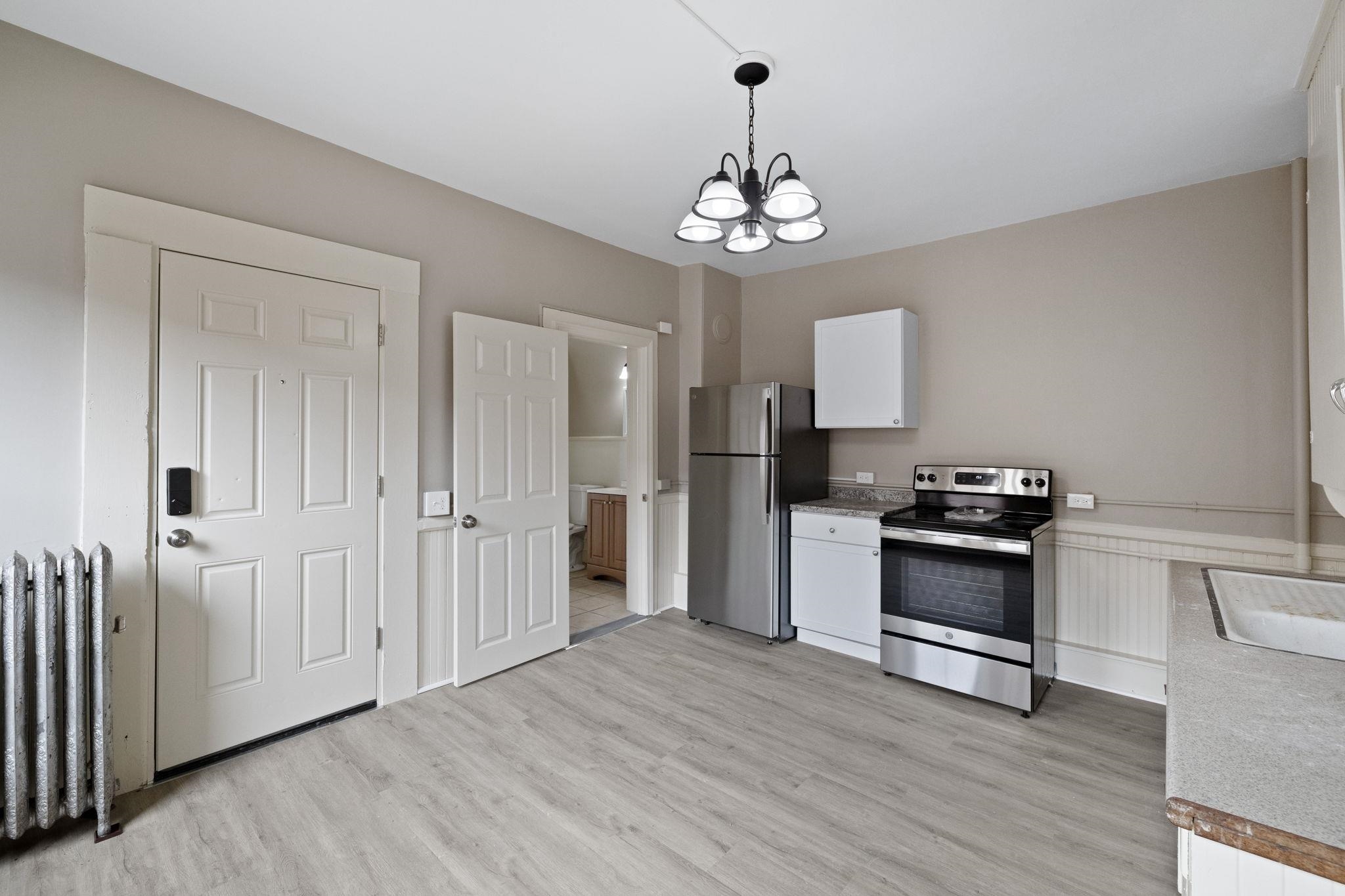 39 Pleasant Street, Unit 4 Claremont, NH 03743 - Photo 12 of 16