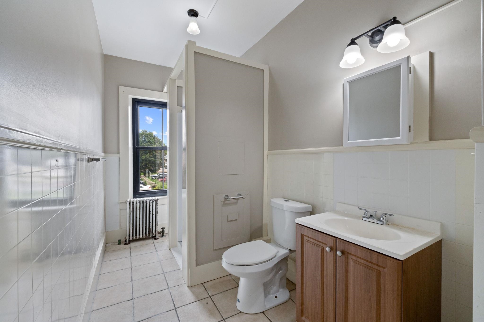 39 Pleasant Street, Unit 4 Claremont, NH 03743 - Photo 8 of 16
